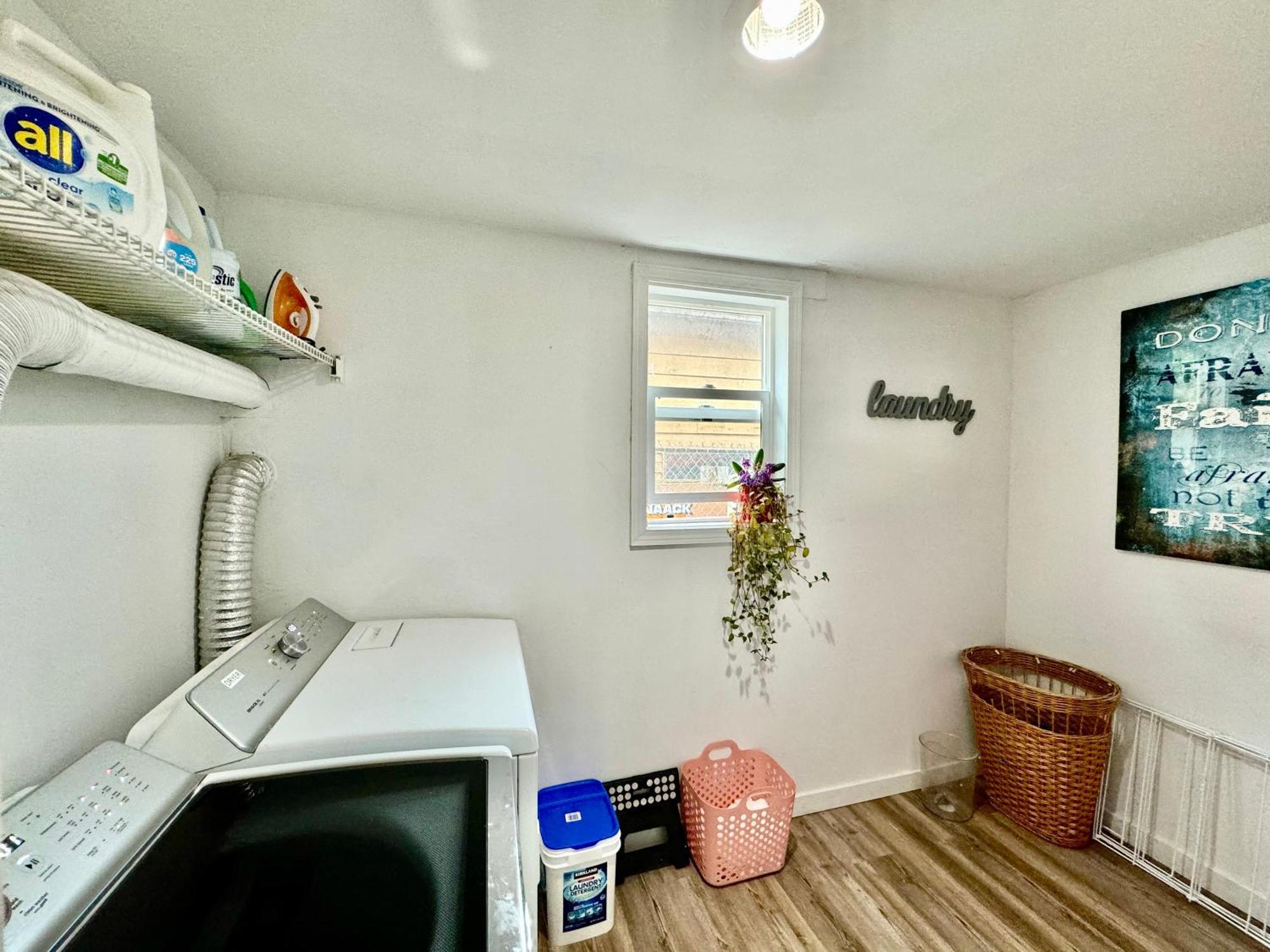Seattle Home With 2 Bedrooms A King Bed Queen Bed And An Extra Sofa Bed Located 10 Minutes From Seatac Airport And 20 Minutes From Downtown Eksteriør billede